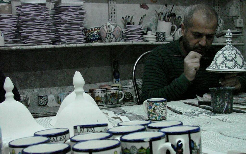 painting pottery in Hebron