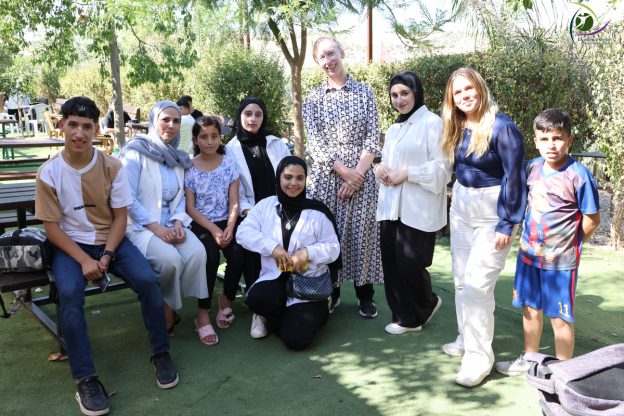 Guide to Volunteering in Human Rights Programs in Palestine