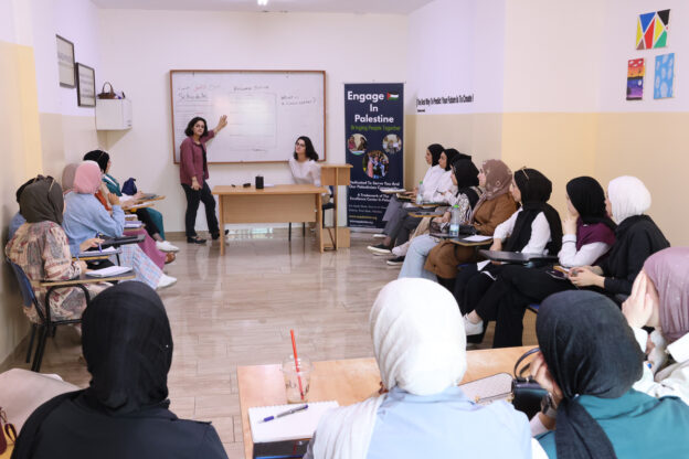 Volunteer to Teach English in Palestine